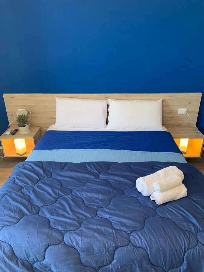 بيت ضيافة فندق Bed Ponente إزولا ديلي فيمين إيطاليا