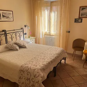 il-timone-loreto.hotelitalianriviera.com/